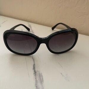 CHANEL Black Sunglasses style 5286